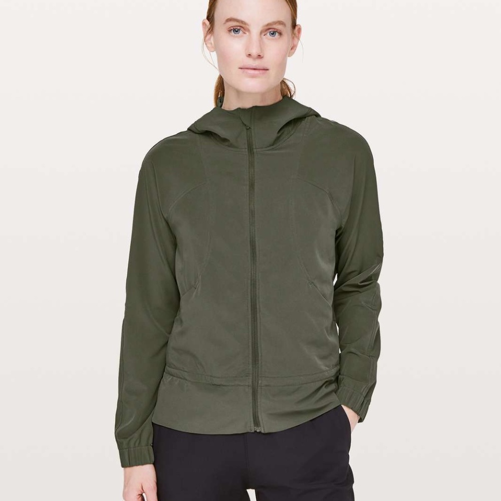 Lululemon Pack It Up Jacket Size 6